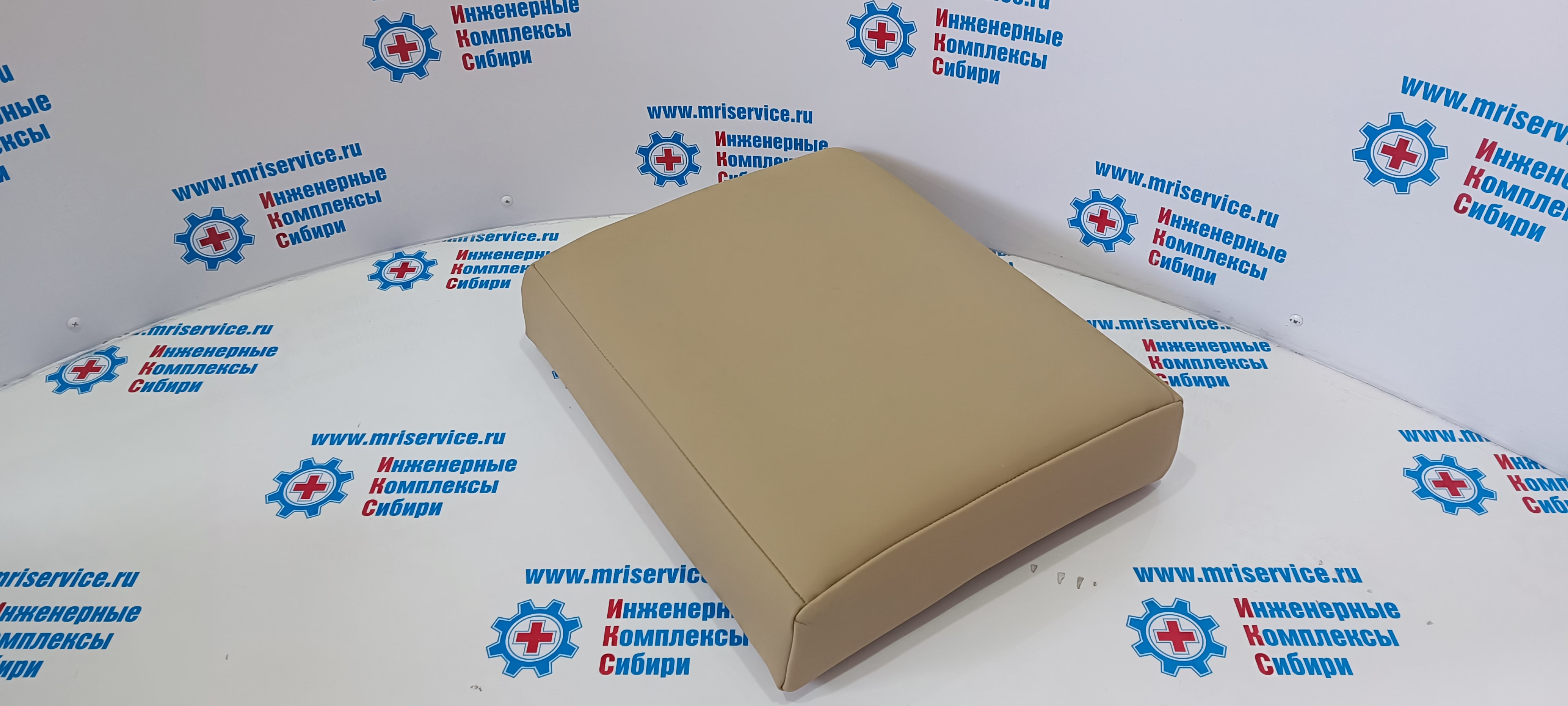 BREAST COIL HEAD REST (Подушка под голову)PN 4522 130 8673