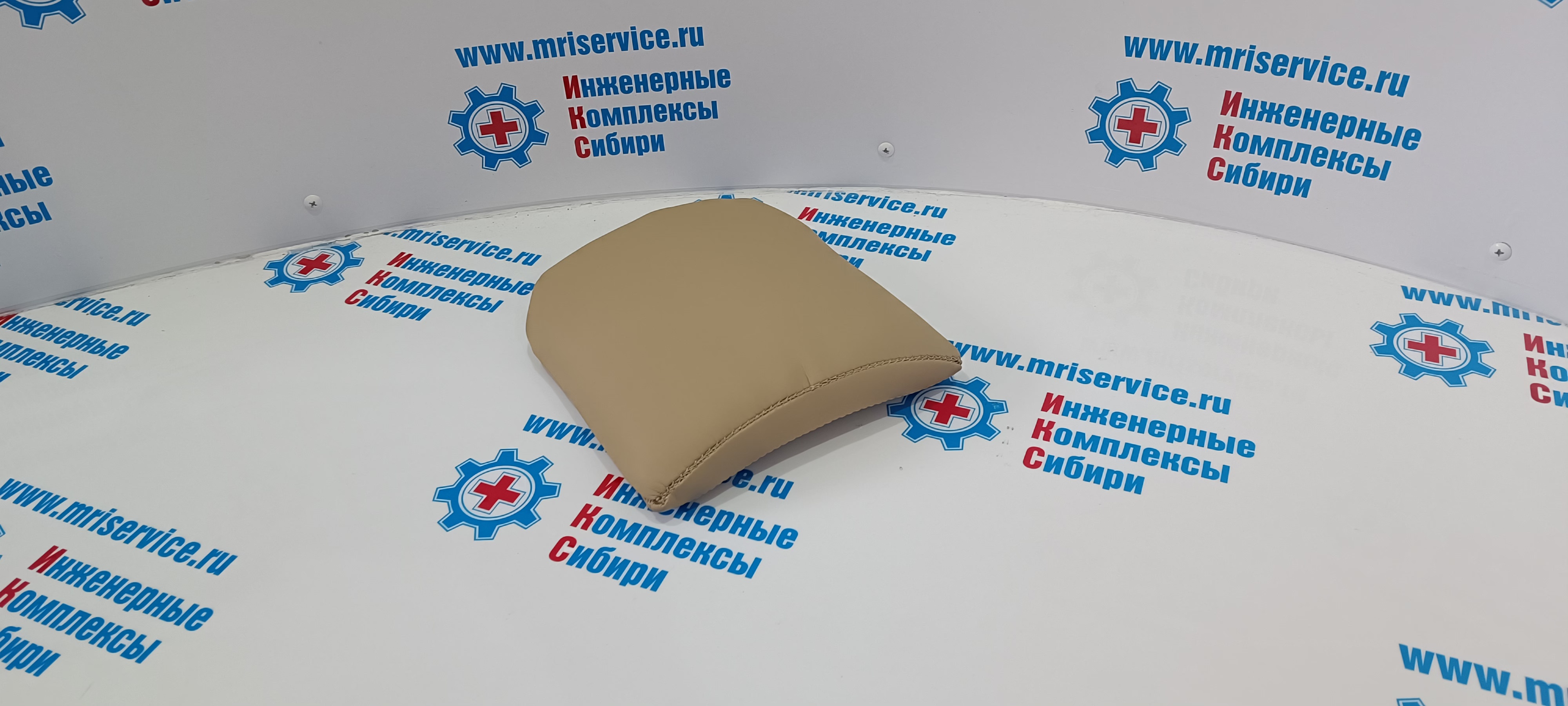 PILLOW №8 (20 20 4)PN 2000000005829