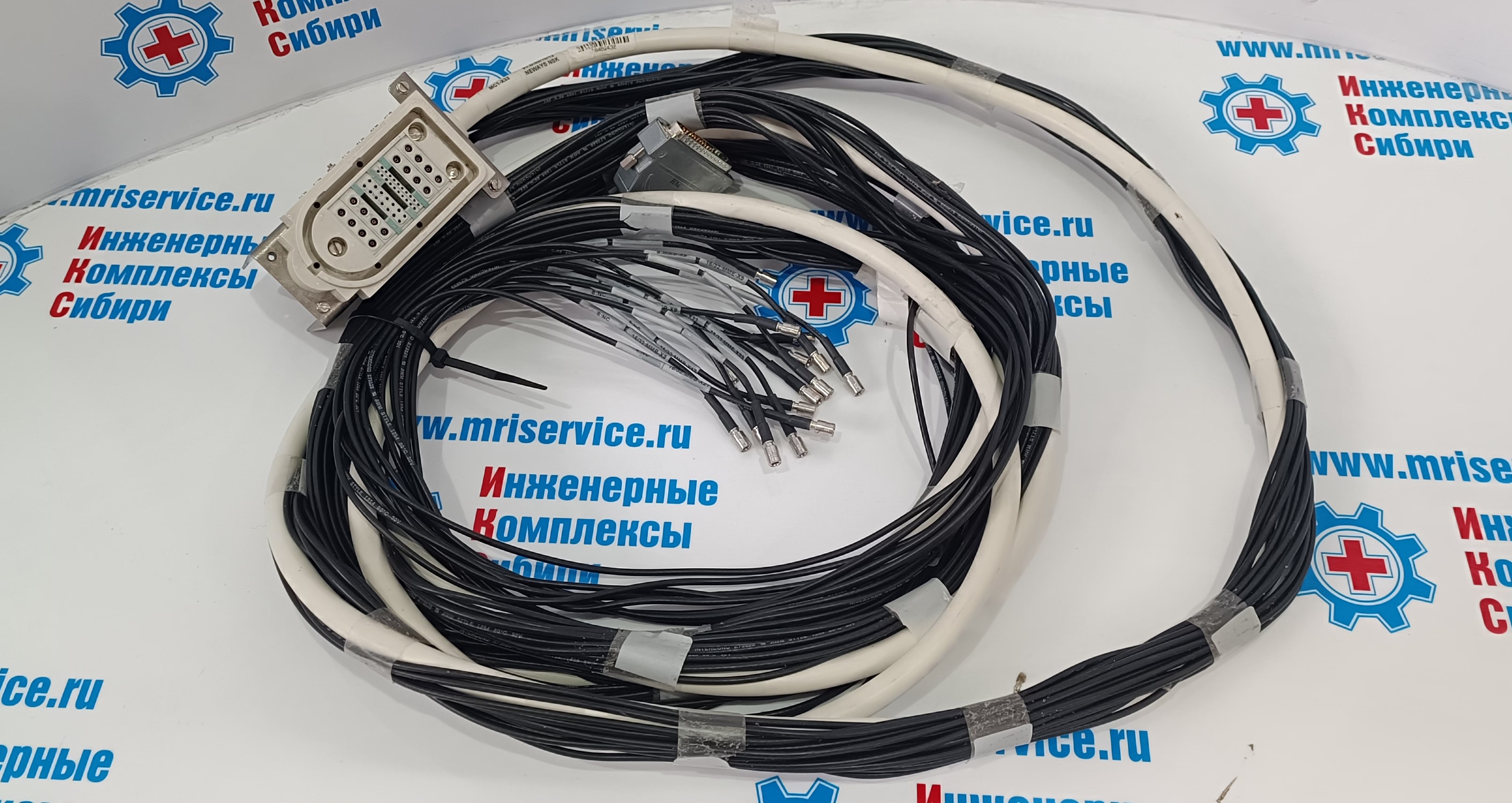 CABLE MC1-X32 (PN 4522 132 5857)